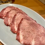 炭火焼肉ホルモンさわいし - 