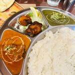 ムガルパレス - 