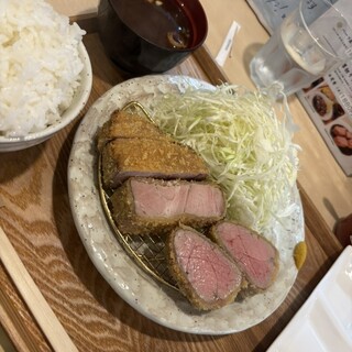 ゆうとん ランチ | 愛知県守山区のとんかつなら厚切りレアとんかつ ゆうとん 守山店