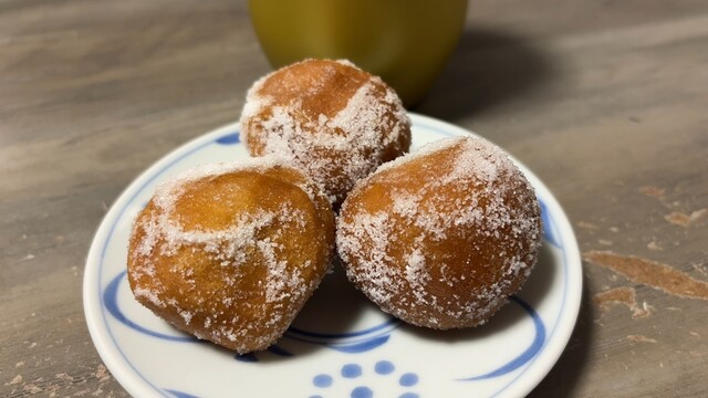 昔懐かしのドーナツを満喫(^O^)』by おうしょ : 栗山製菓駅前売店