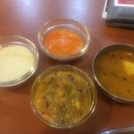 ニラー 南インド料理 - チャトニとサンバルはおかわりできます