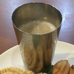 ニラー 南インド料理 - 麦芽飲料ということでミロのような味かと思ったら甘酒みたいな味でした♪