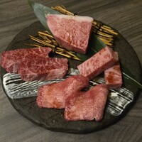 近江うし焼肉 にくTATSU 日本橋室町店 - 