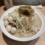 セキレイ - G系ラーメン大盛り、うずらトッピング