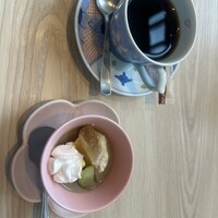 菅乃屋 銀座通り店 - デザートとコーヒー
                    