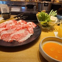 すき焼 しゃぶしゃぶつかだ KITTE大阪店 - 