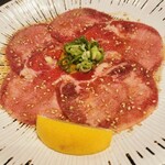 京の虎牛 近江牛焼肉と神戸ビーフ - 