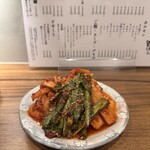 焼肉ぽむる - キムチの盛り合わせ