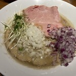 金沢濃厚煮干豚骨 伊乃心 - 