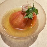 風流うどん・そば料理 歌行燈 - スープのような見た目がとても色鮮やかなトマトのサラダ❣️