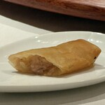 中国飯店 富麗華 - 料理(冬瓜と鶏挽き肉の春巻き)