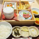 風流うどん・そば料理 歌行燈 - 