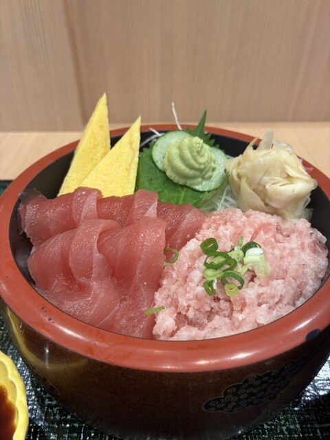 あじまし亭 - 青森市その他（海鮮丼）の写真