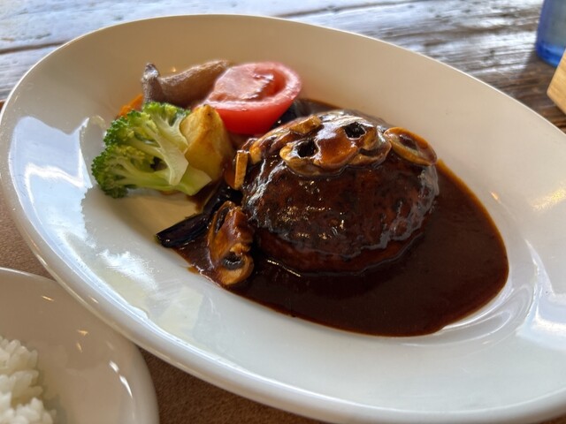 cafe mozart theo（モーツァルト テオ） - 国際センター（カフェ）の写真