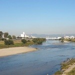 雑魚寝館 - 大和川。かつてワースト１の汚い川。　今は、アユ、ウナギ、マスが生息。1704年、８か月の工事で、今の流れになった。