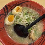 博多ラーメン げんこつ - 料理写真: