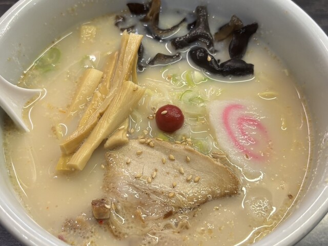 らーめん山頭火 旭川ラーメン村店（さんとうか） - 南永山（ラーメン）の写真