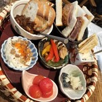 カフェ＆ネオ大衆 new-mon - おばんざい