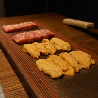 USHIMITSU NISHIAZABU - 和牛の雲丹ユッケドッグ