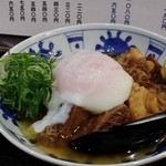 食と酒 のこのこ - 牛すじ煮込み（750円）は、濃厚で甘めの味わい♪