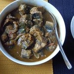 雑魚寝館 - ＜参考＞スリランカのうなぎカレーだそうです。　ここのメニューではありません。