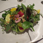 レフェルヴェソンス - 妻は野菜の盛り合わせです。きれいですね。