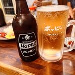 中央酒場 - ホッピー作ったところ、ぴったりジョッキに収まります。