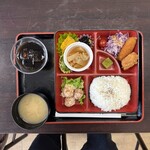 苗穂通り しあわせ食堂 - 