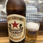 立呑み処 入部酒店 - 赤星大瓶