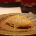 鮨 しみづ - 8日間熟成 平貝