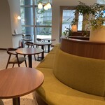 八芳園洋菓子店 - 内観