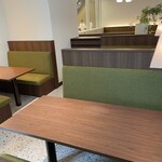 八芳園洋菓子店 - 内観