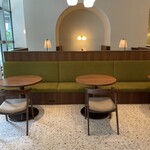 八芳園洋菓子店 - 内観