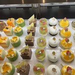 八芳園洋菓子店 - ショーケース