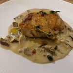 encoffee - 鶏肉のグリルポルチーニソース