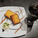 318866139 - フレンチカステラとアイスコーヒー