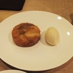 カラペティ・バトゥバ - 林檎のタルト