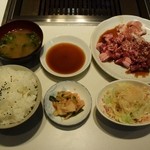 大同門 - ミックス焼肉定食