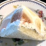 ヌーベル・クラシック - バナナとイチジクとたっぷりクリーム！