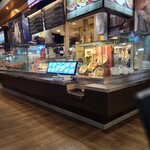 Pier 21 Terminal Food Court - 