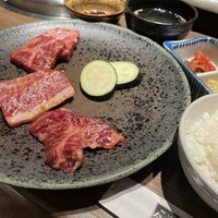 焼肉・しゃぶしゃぶ たちばな ヒルトンプラザイースト店 - 