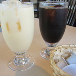 インドレストラン　ガウタム - マンゴラッシー・アイスコーヒー