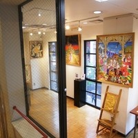 ロゼット - 文房堂の建物内、ここも明治大正期の面影があります。弊作の個展。(重要文化財)