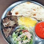 アリーズ フレンド カフェ&レストラン - 