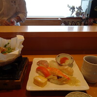 鮨 玉かがり 天ぷら 玉衣 - 