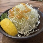 水塩土菜 - 皆さま書いておられる白味噌のドレッシング。キャベツはお変わり無限だと思います、確か。