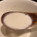 魚介味噌白湯 ぎょっこ志 - スープ