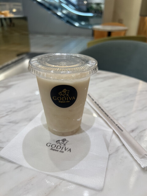 GODIVA Atore Meguro Ten