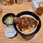 道10 - カツ丼