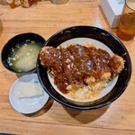 道10 - カツ丼